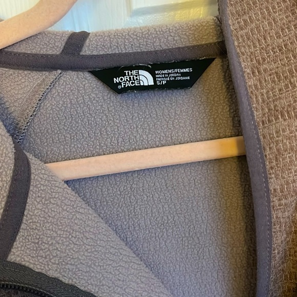 The North Face brand new jacket - Picture 3 of 5